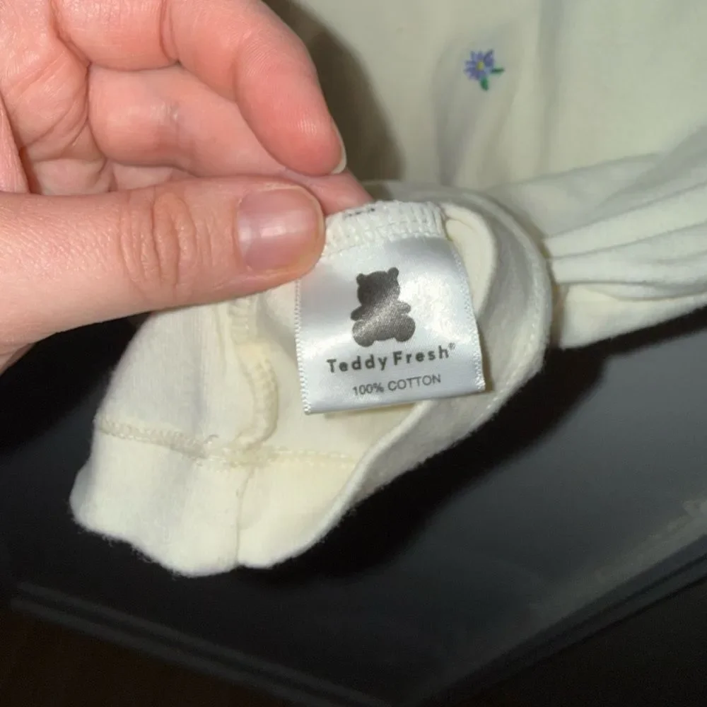 Teddy Fresh Looney Tunes Cream Tee with Bear and Tweety Bird Design *stained* - Picture 3 of 5